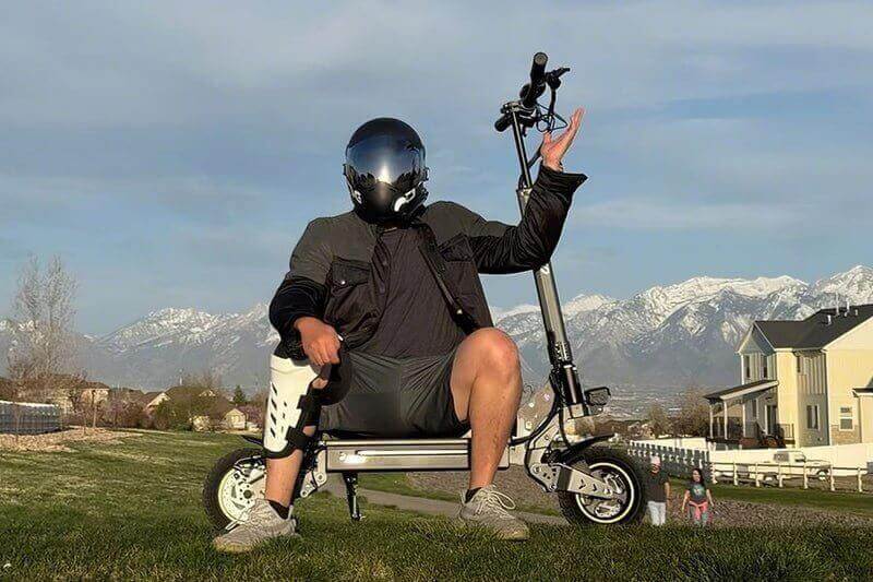 iENYRID S1 electric scooter