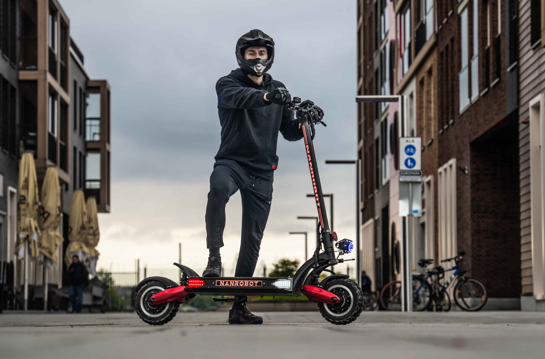 Exploring the Best Off-Road Electric Scooter: The Kukirin E-Scooter - Your Ultimate Fuel-Saving Commuting Companion