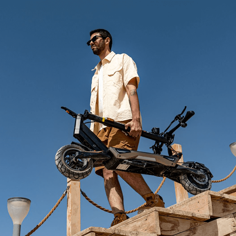 KUKIRIN T3 From City Streets To Dirt Tracks - Full Review