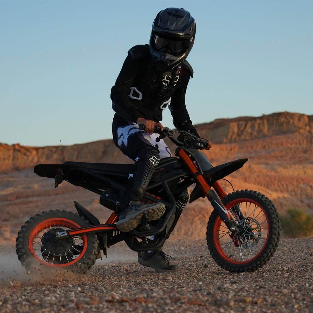 GT54 Riding'Times Compact Power. Pure Control. - InTheZone E-Mobility 