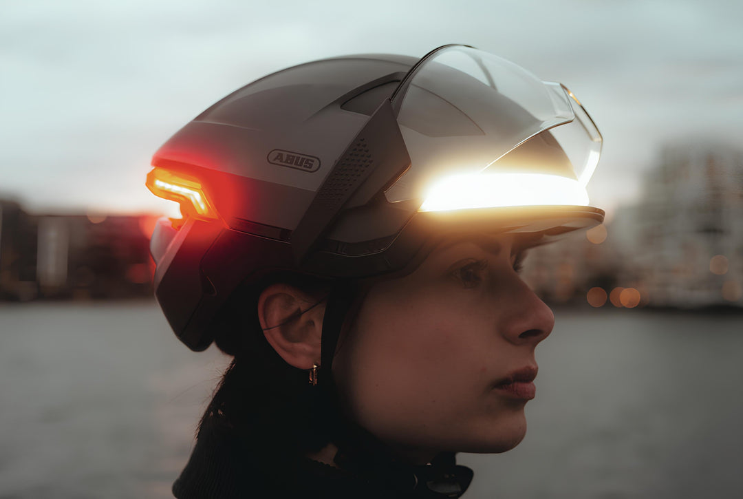 Meet the ultimate urban commuting helmet: ABUS HYP-E ACE