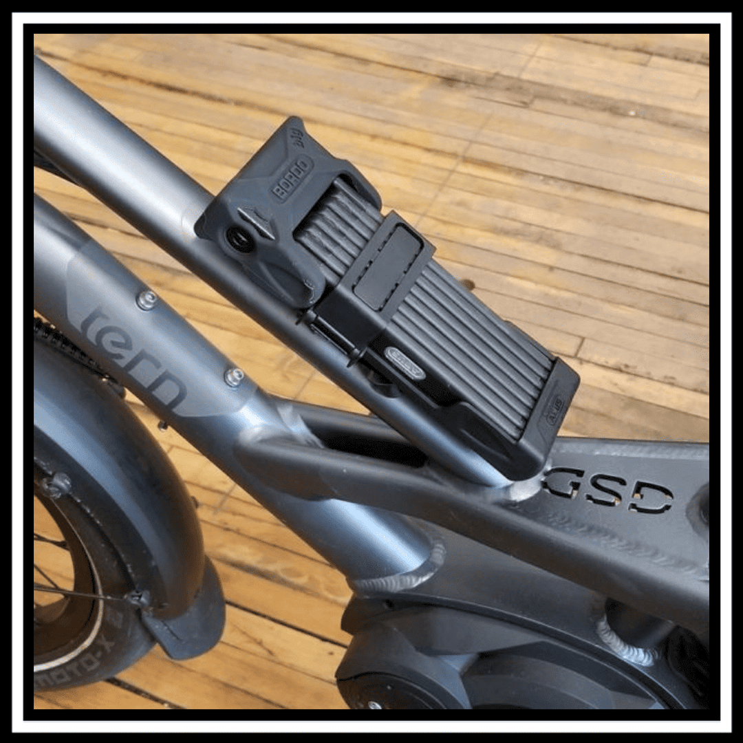 ABUS BORDO BIG 6000K/90/120 folding lock mounted on a Tern GSD bicycle frame.