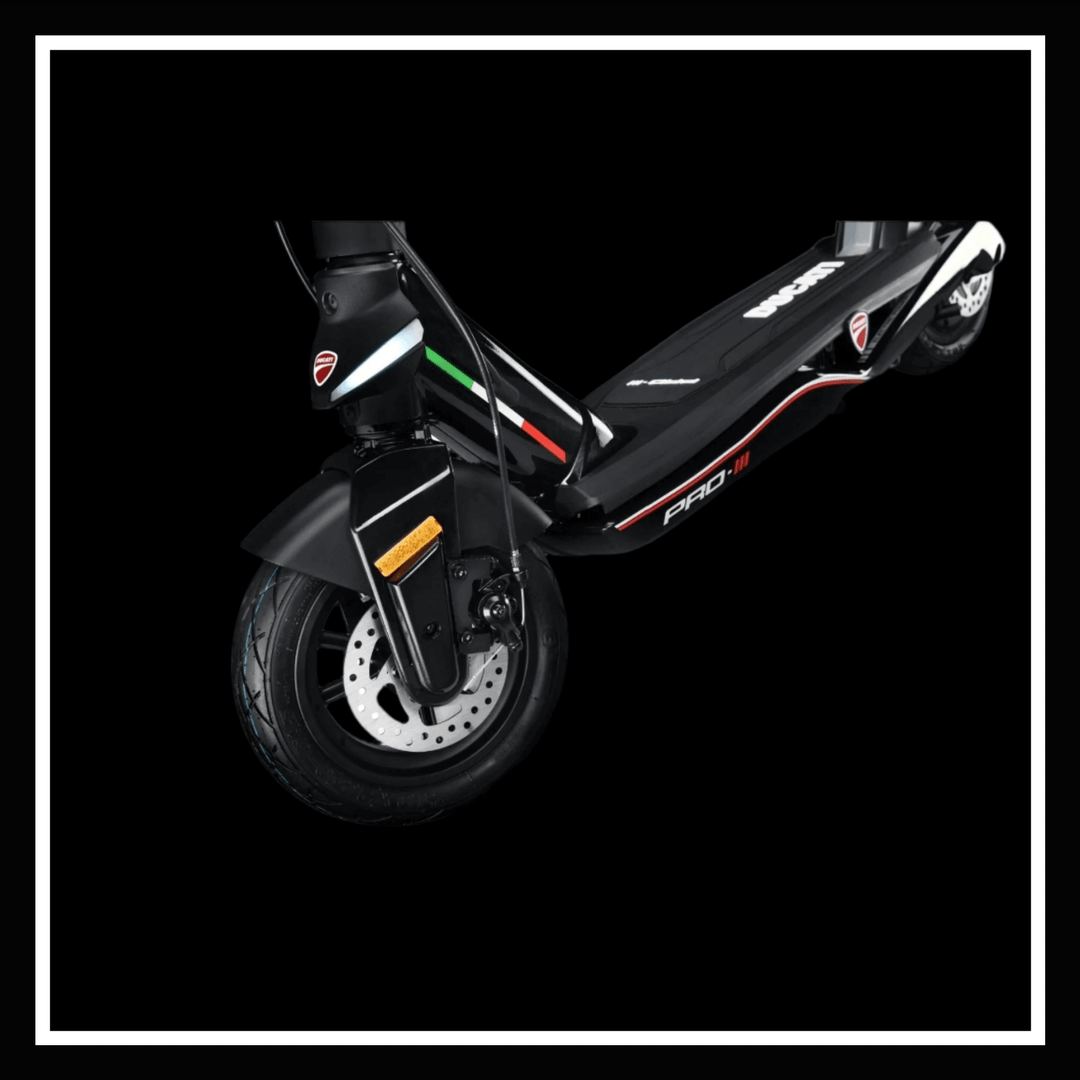 🇮🇪 DUCATI PRO III electric scooter front wheel and braking system, showcasing its sleek design and performance features.