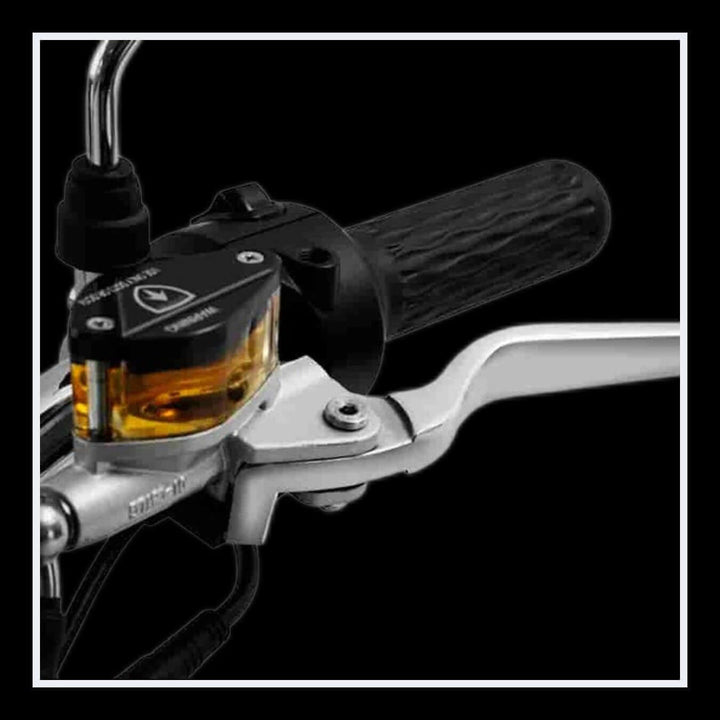 EAHORA CHROME 4000W electric chopper motorcycle handlebar controls close-up image for high-performance riding experience.