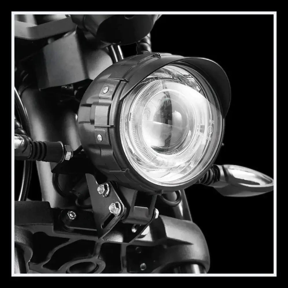 EAHORA KNIGHT M1PS electric chopper motorcycle headlight close-up