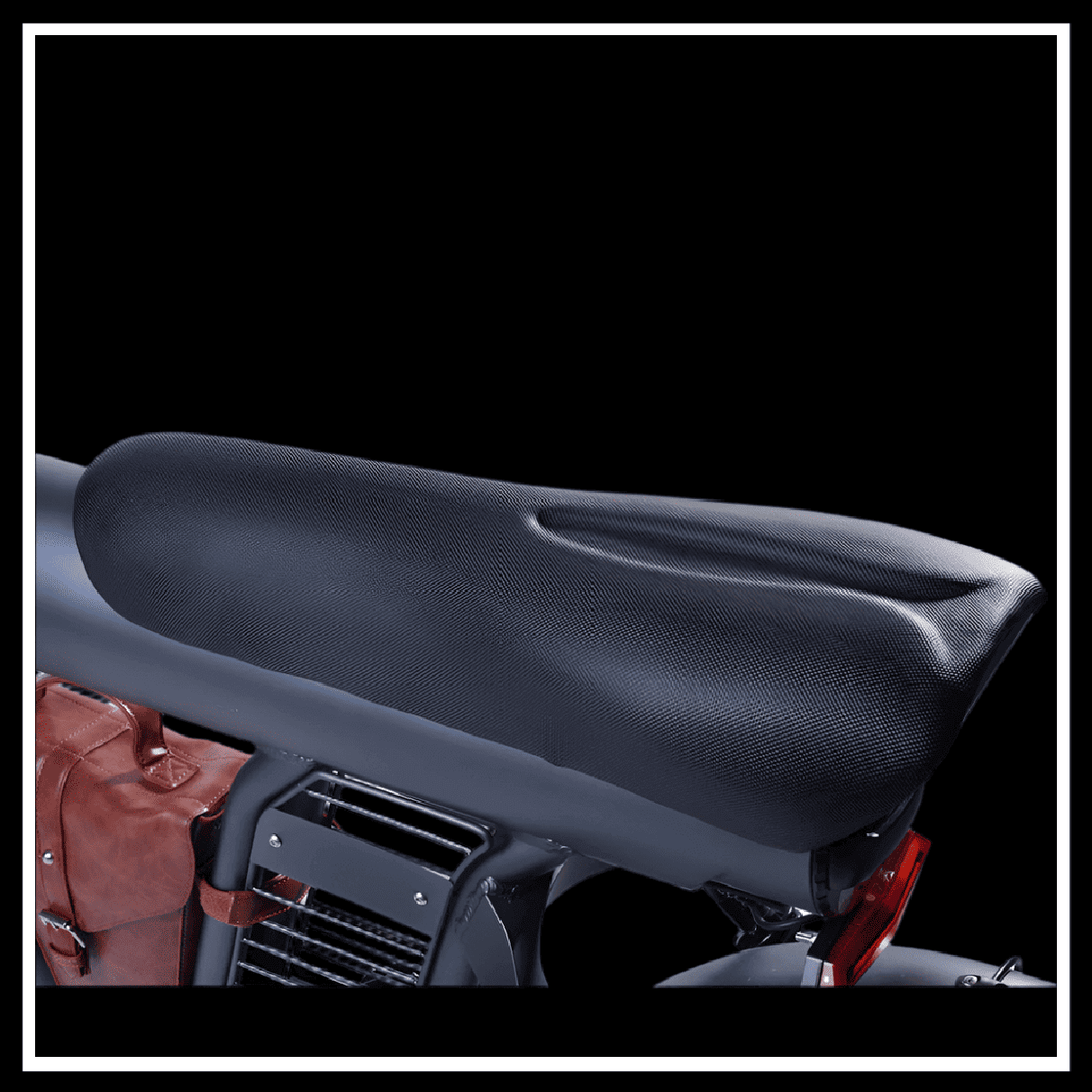 Comfortable seat design of the BEZIOR XF006 electric mountain bike.