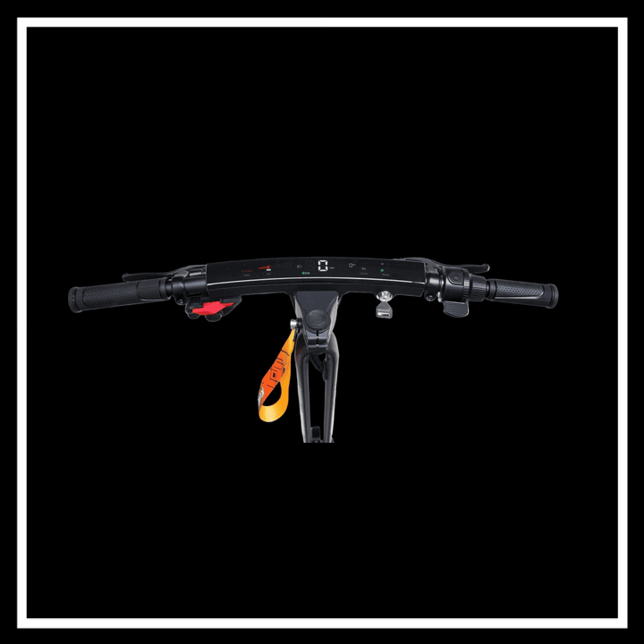 Handlebars of the 🇮🇪🇪🇺 KUKIRIN G2 ULTRA electric scooter with controls and grips.