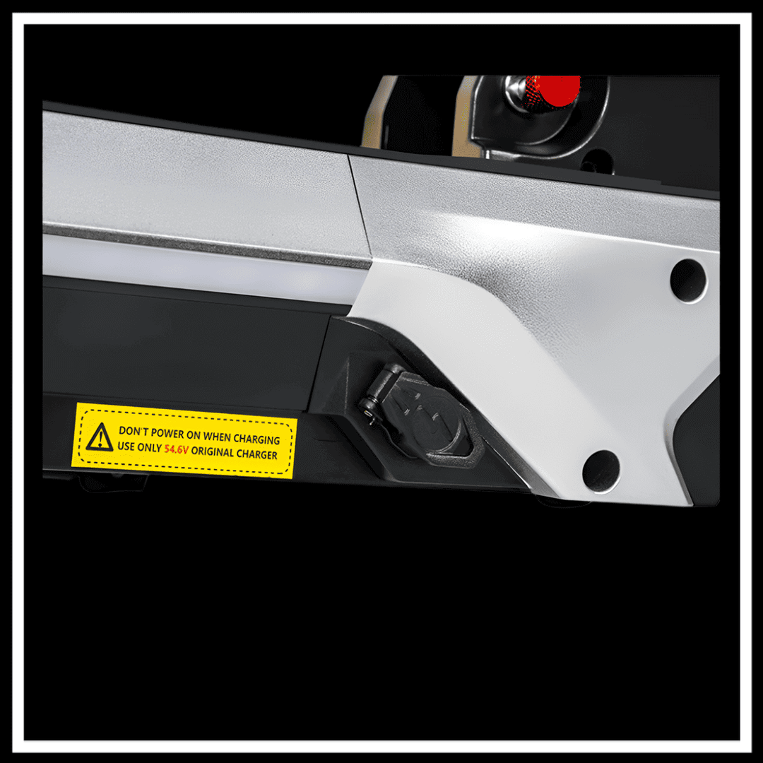 KUKIRIN M4 MAX battery charging port with warning label for safe use and original charger instruction.