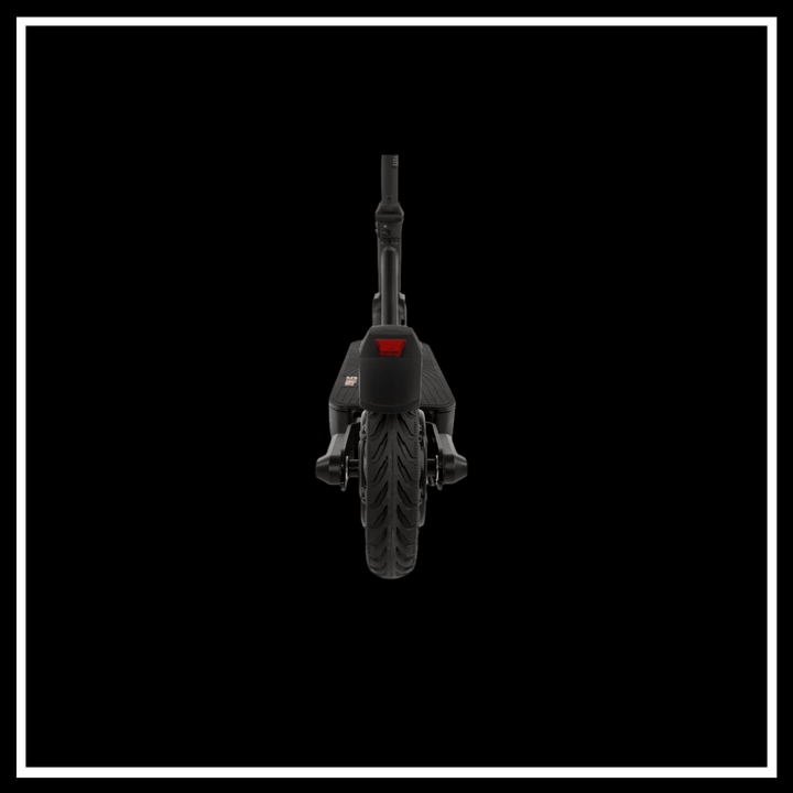 Rear view of the 🇮🇪🇪🇺 KUKIRIN S1 MAX electric scooter showcasing its sturdy tire and design features.