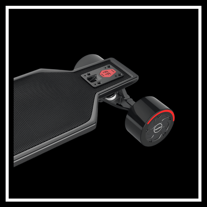 Close-up view of the MAXFIND FF PRO electric skateboard showcasing its carbon fiber deck and sleek design.