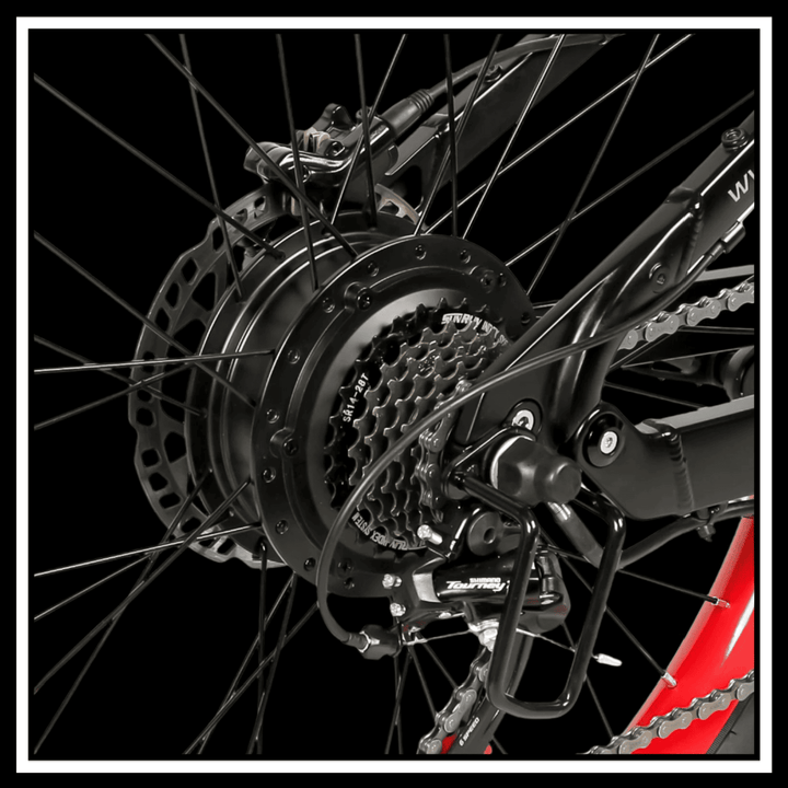 Close-up of the rear hub motor and cassette of the 🇮🇪🇪🇺🇬🇧 SAMEBIKE LO26 PLUS 1000W folding electric bike.