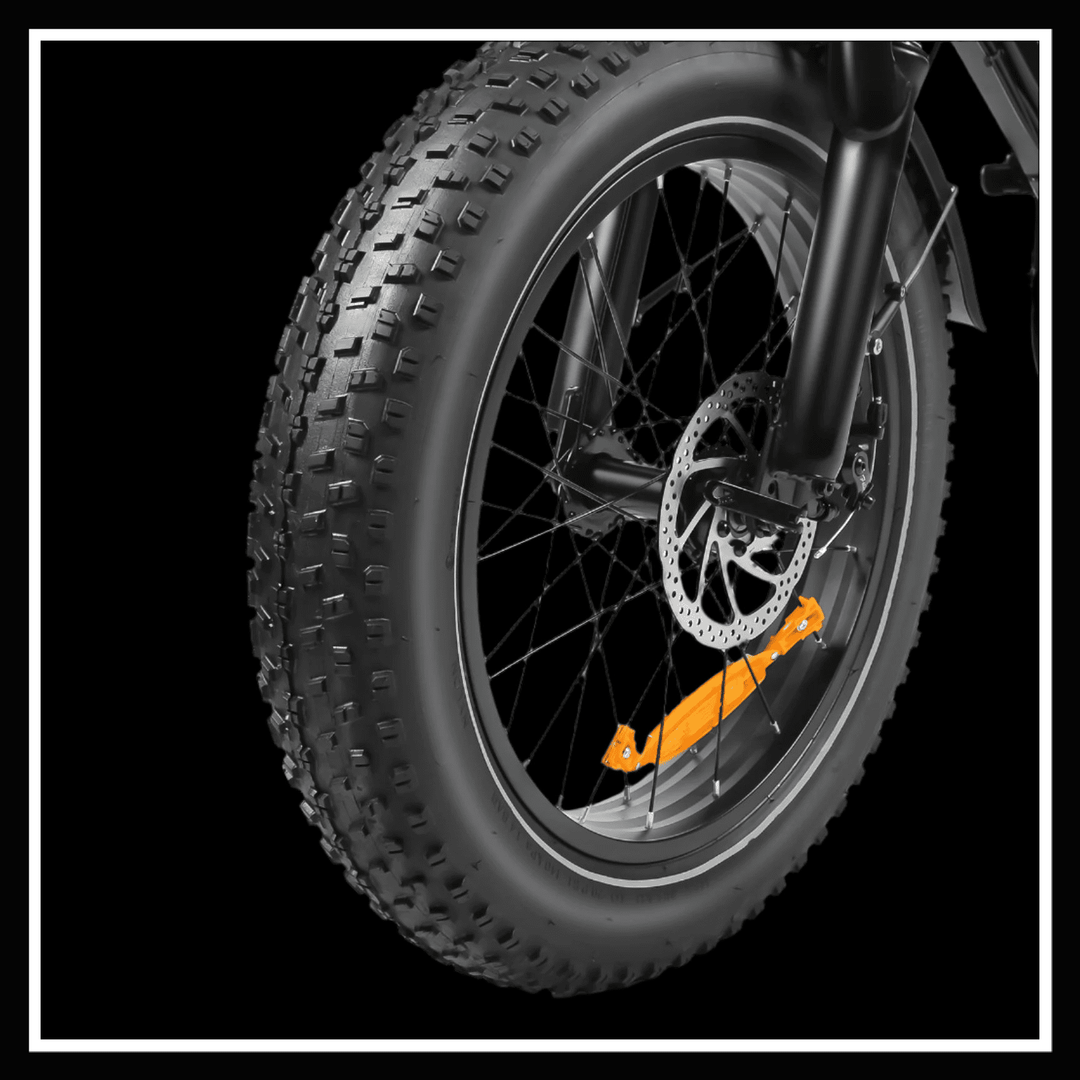 SAMEBIKE LOTDM200 II close-up of durable fat tire and disc brake system for urban commuting.