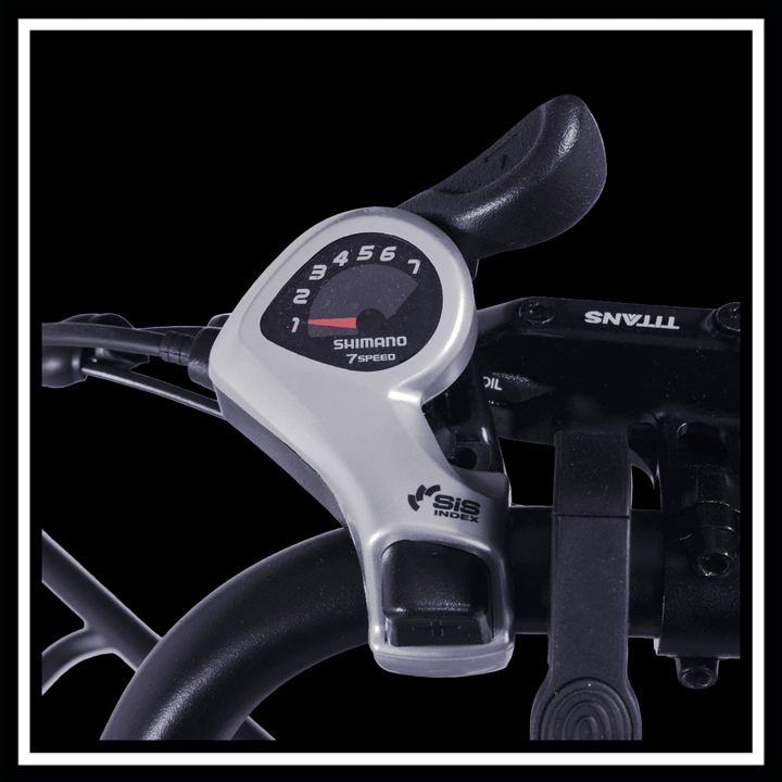 GOGOBEST GF200 FOOD-DELIVERY CARGO E-BIKE Shimano 7-speed gear shifter close-up.