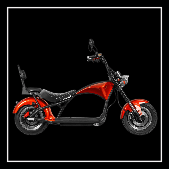 EAHORA MP1 two-seat electric motorcycle in red, featuring a sleek Harley-style design and comfortable seating.