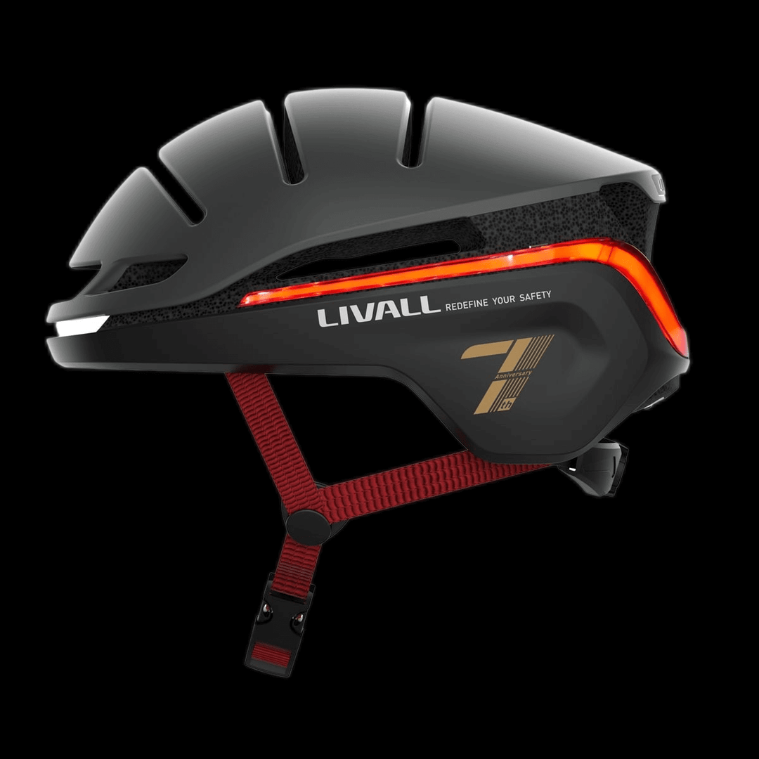Smart bike helmet EVO21 – Smart helmet design with aerodynamic shell and advanced safety features for riding.