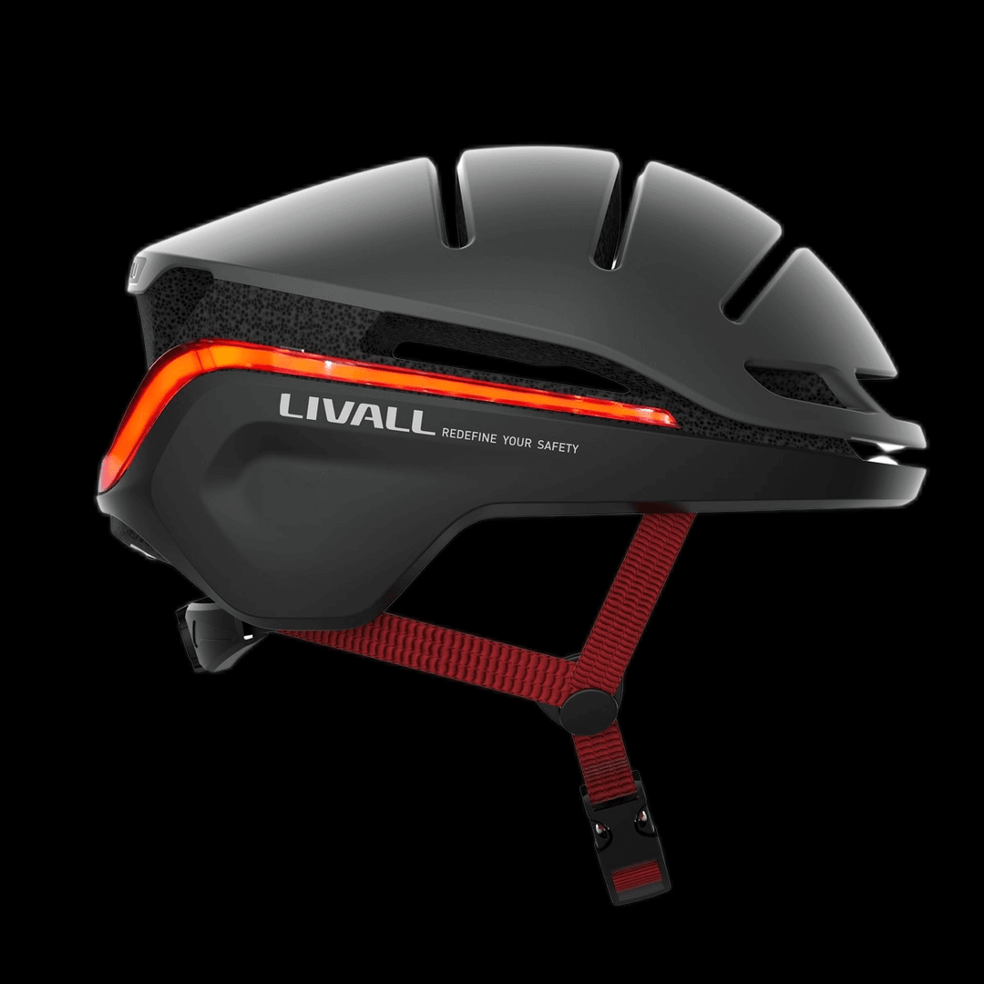 smart bike helmet EVO21 - advanced safety helmet for urban commuting with aerodynamic design.